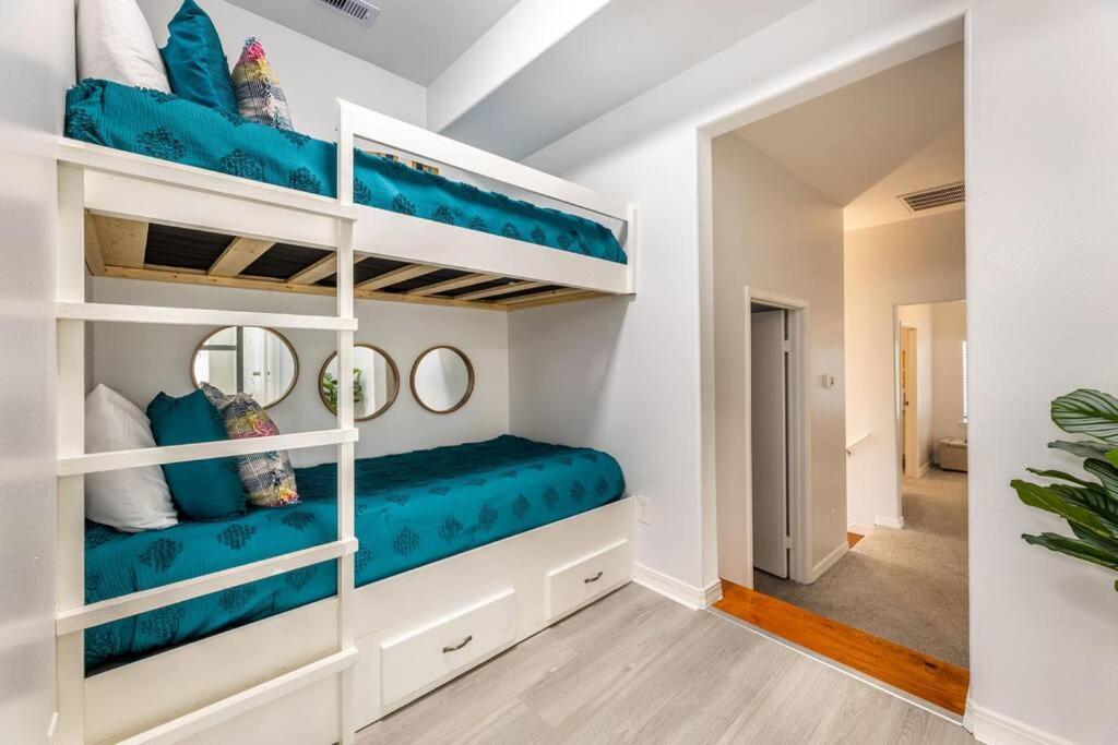 5/3 With A Heated Pool 2 Min From Beach, Updated Galveston Ngoại thất bức ảnh