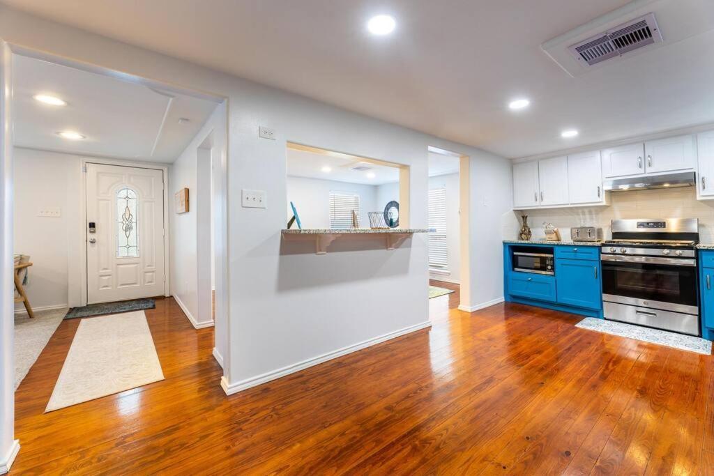 5/3 With A Heated Pool 2 Min From Beach, Updated Galveston Ngoại thất bức ảnh